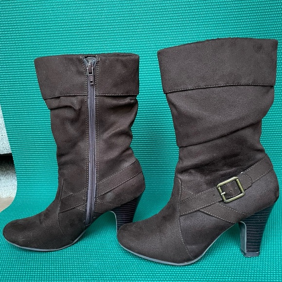 Faded Glory Brown Faux Suede Boots - Picture 2 of 9